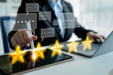 Müşteri geribildirim analizi, çevrimiçi inceleme görüşleri ve veri değerlendirmesi yoluyla memnuniyeti, hizmet kalitesini ve iş itibarını artırır. Latch