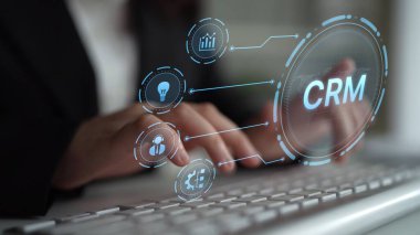 CRM platformları veri analizi, CRM iletişim araçları ve otomasyon yoluyla müşteri ilişkilerini geliştirir. CRM sistemleri müşteri yönetimi, izleme ve CRM ilişki başarısını destekler. Muxer