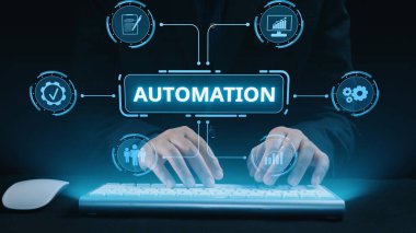 Modern otomasyon sistemleri, insanları ve verileri birleştirerek iş akışı verimliliğini sağlıyor. Akıllı otomasyonla, işletmeler kusursuz entegrasyon ve otomasyon araçlarıyla potansiyelin kilidini açıyor. Elide