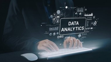 Modern dijital işletmelerde veri analizi ve gerçek zamanlı analitik, öngörü veri modellemesi, iş zekası analizleri ve veri odaklı karar verme stratejisi. Elide