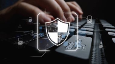 Siber tehditlere karşı siber güvenlik ve siber güvenlik stratejileri, sistem hacklemeleri, dijital ihlaller, ağ saldırıları ve güçlü siber güvenlik altyapısına sahip verilerin korunması. Muxer