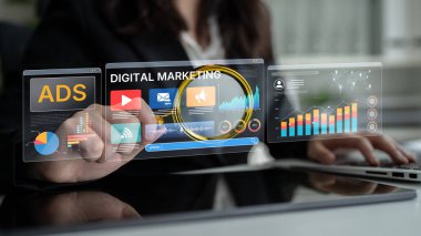 Çevrimiçi reklamlar ve dijital pazarlama markaların büyümesine yardımcı oluyor. İçerik pazarlaması bağlılığı arttırır. Pazarlama araçları ROI 'yi destekliyor. Etkili reklamlar ve pazarlama çevrimiçi iş başarısı. Eğri