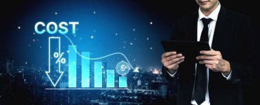 Dijital dönüşüm, iş maliyeti optimizasyonu, operasyonel maliyet azaltma, finansal tasarruf ve iş başarısı için kaynak verimliliği stratejileri yoluyla maliyet azaltma ve maliyet tasarrufu. Eğri