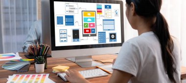 Hareketli mobil uygulama ve web sitesi için UX UI tasarım süreci. Profesyonel uygulama geliştiricisi için kablo grafiğinin yaratıcı prototipi .
